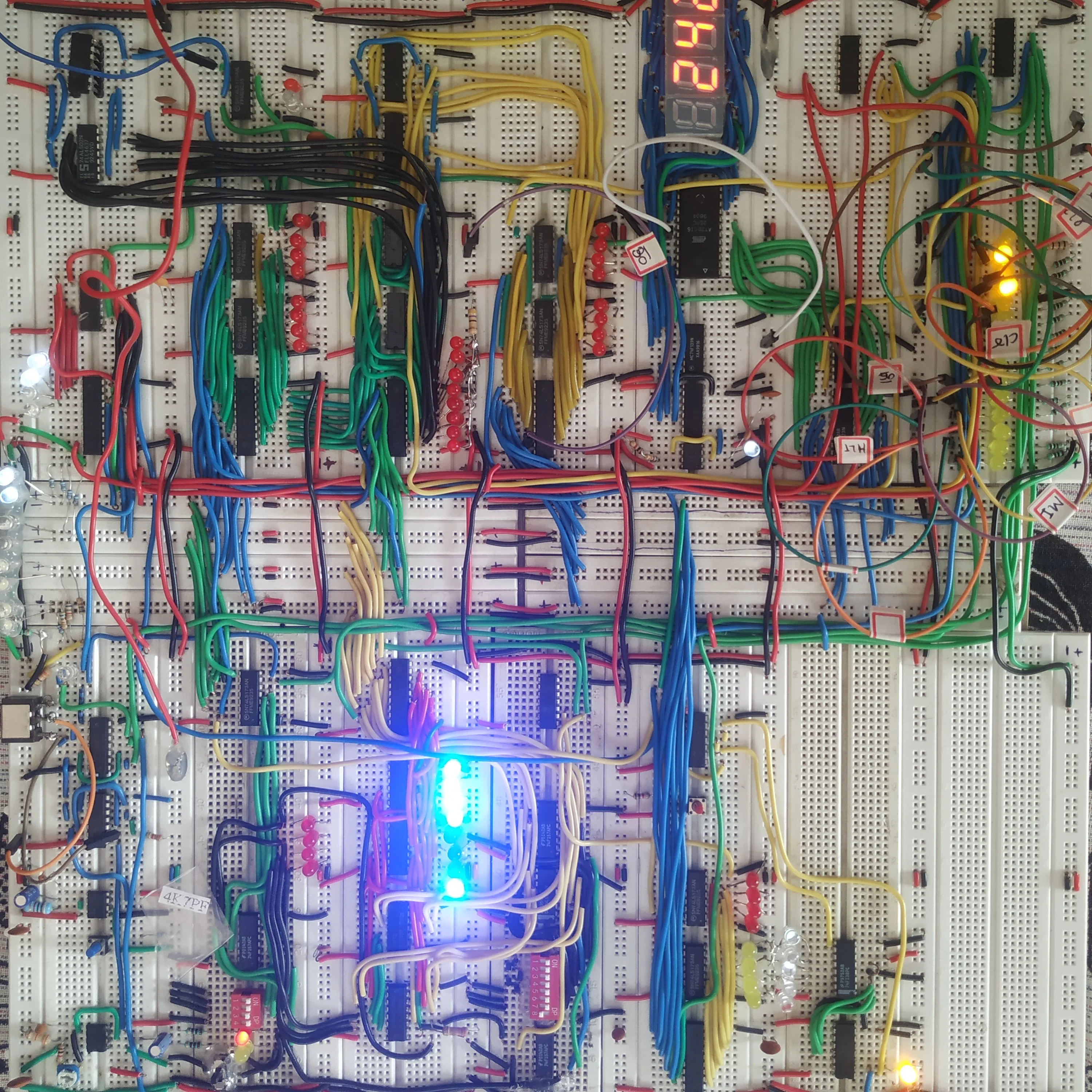 CPU from logic gate